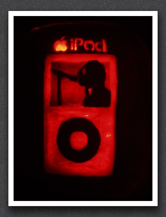 iPod Pumpkin (lights out)
